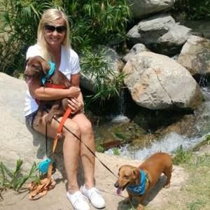 Meet your Posher, Debbie